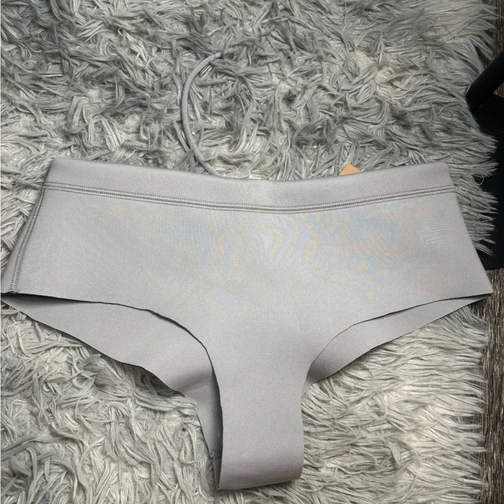Skims scuba swim bottoms nwt